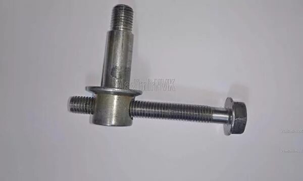 Болт натяжителя ремня грм l200. Болт натяжителя ремня грм l200. Болт натяжителя ремня генератора. Vag 034903555b болт генератора. Болт натяжителя ремня генератора.