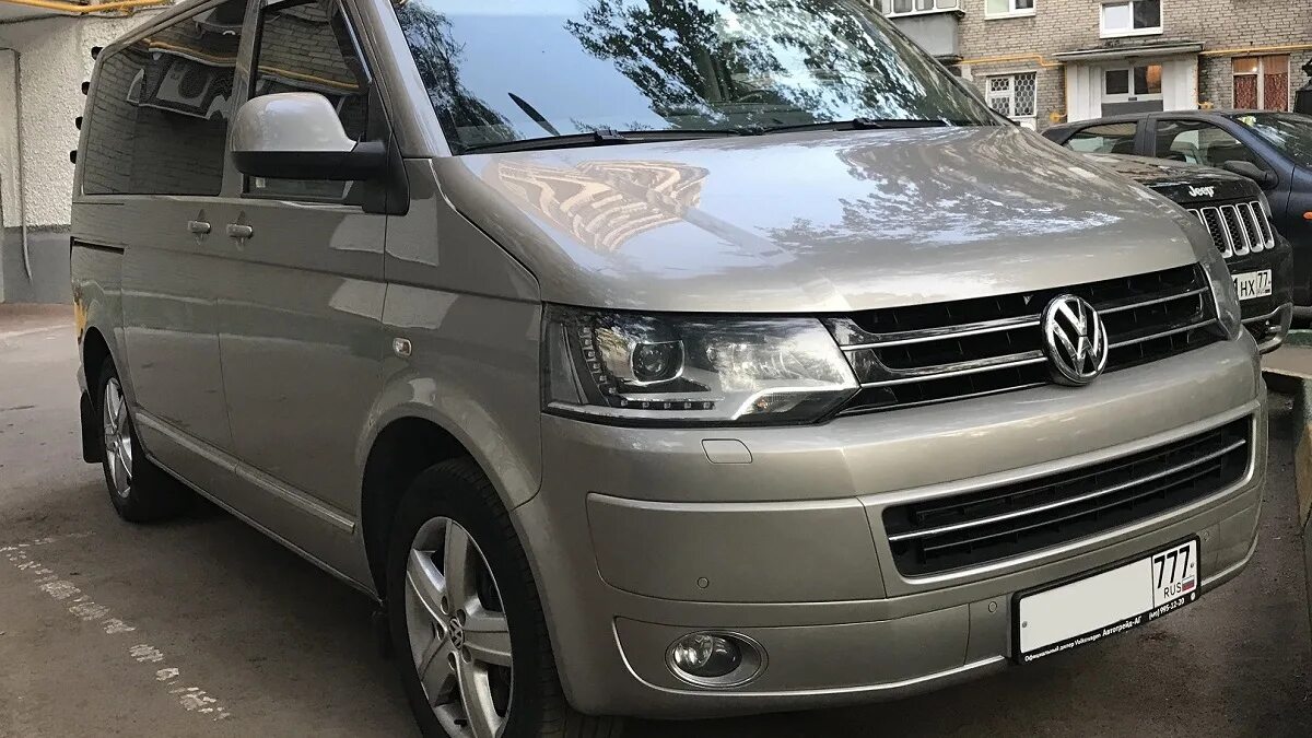 Multivan t5. Фольксваген Мультивен т5. Volkswagen Multivan t5 Black. Фольксваген Мультивен т5 Рестайлинг. Фольксваген т5 мультиван