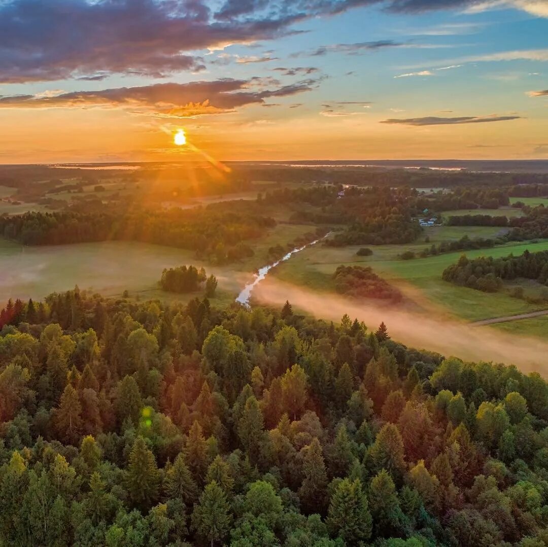 рассвет на реке волга. пейзажи вологодской области. вологда солнце. пейзажи россии. пейзажи вологодской области.