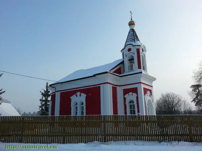 Крестовоздвиженская Церковь Костино. Костино Московская область. Руза Костино. Церковь в село Костино.