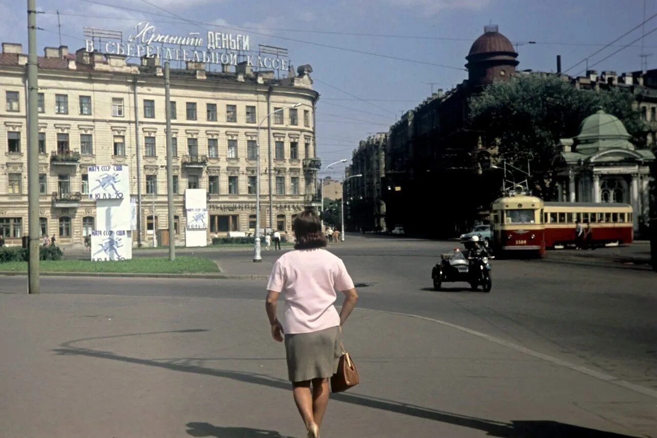 Ленинград большая и толстая. Ленинград 1970 год. Проспект Стачек.. Ленинград Московский проспект 1956. 1970 Год. Проспект Стачек..