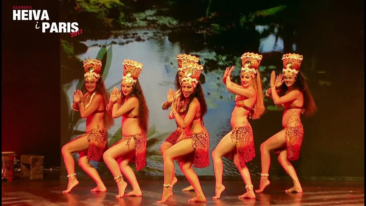 Таитянский танец. Хейва Таити топлес.. Танцы Полинезии. Таитянские танцы. Танцы Полинезии женские.