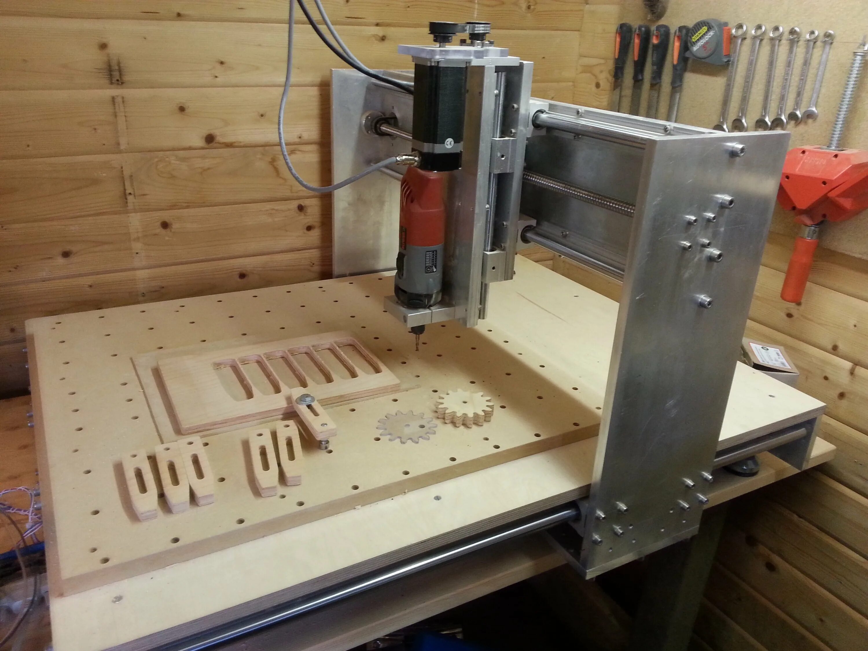 Фрезерный станок чпу для домашней мастерской. Станки чпу cnc wood router. фрезерный станок чпу 3d cnc router. фрезерный стол ferm pra1011. фрезерный станок cnc 3024.