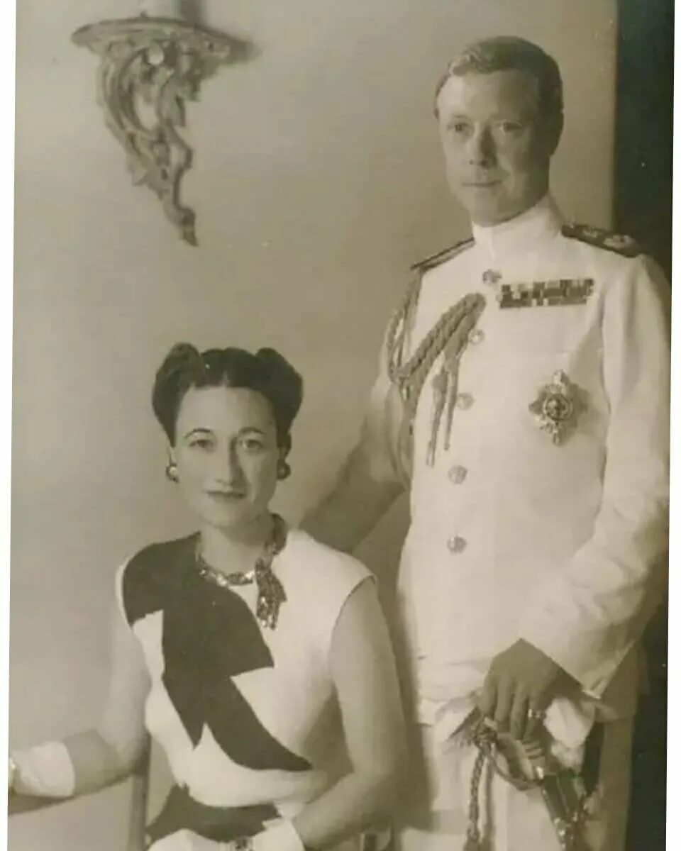 Эдуарда viii и уоллис симпсон. Георг 8 и уоллис симпсон. Король эдвард и уоллис симпсон. Эдуард 8 и уоллис симпсон. Уоллис симпсон.