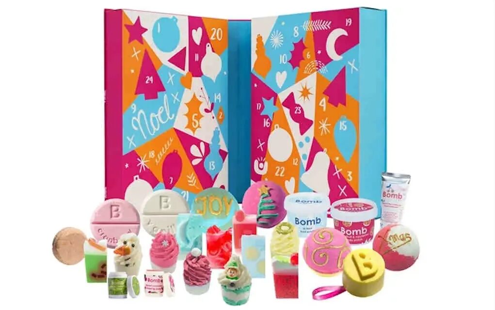 24 days of glam advent calendar. Адвент календарь beauty bomb. advent calendar косметика 2025. адвент календарь с бомбочками для ванны. календарь с косметикой для детей.