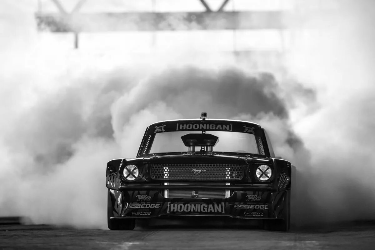 Мустанг Кена блока. Ken Block Ford Mustang. Ford Mustang HOONIGAN. Форд Мустанг Хуниган Кен блок. Black drift