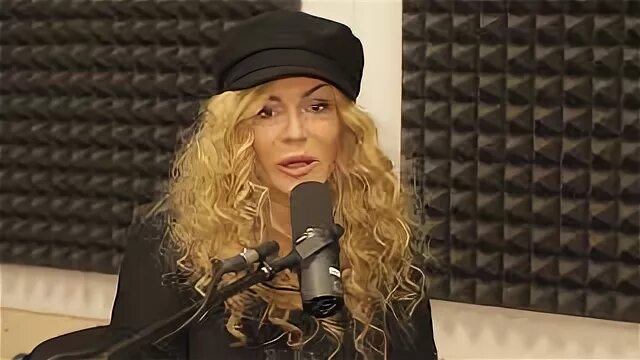 Фото вали без макияжа. Макияж валли карнавал. Песня без макияжа. Звёзды без макияжа ужасбез макияжа. Песня без макияжа.