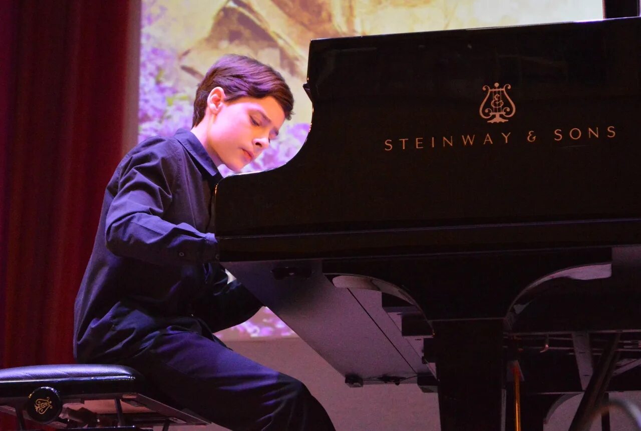 Vladimir zagorsky пианист. Международных конкурсов пианистов список. Даниил тюрин фортепиано. Международных конкурсов пианистов список. Гранд пиано компетишн.