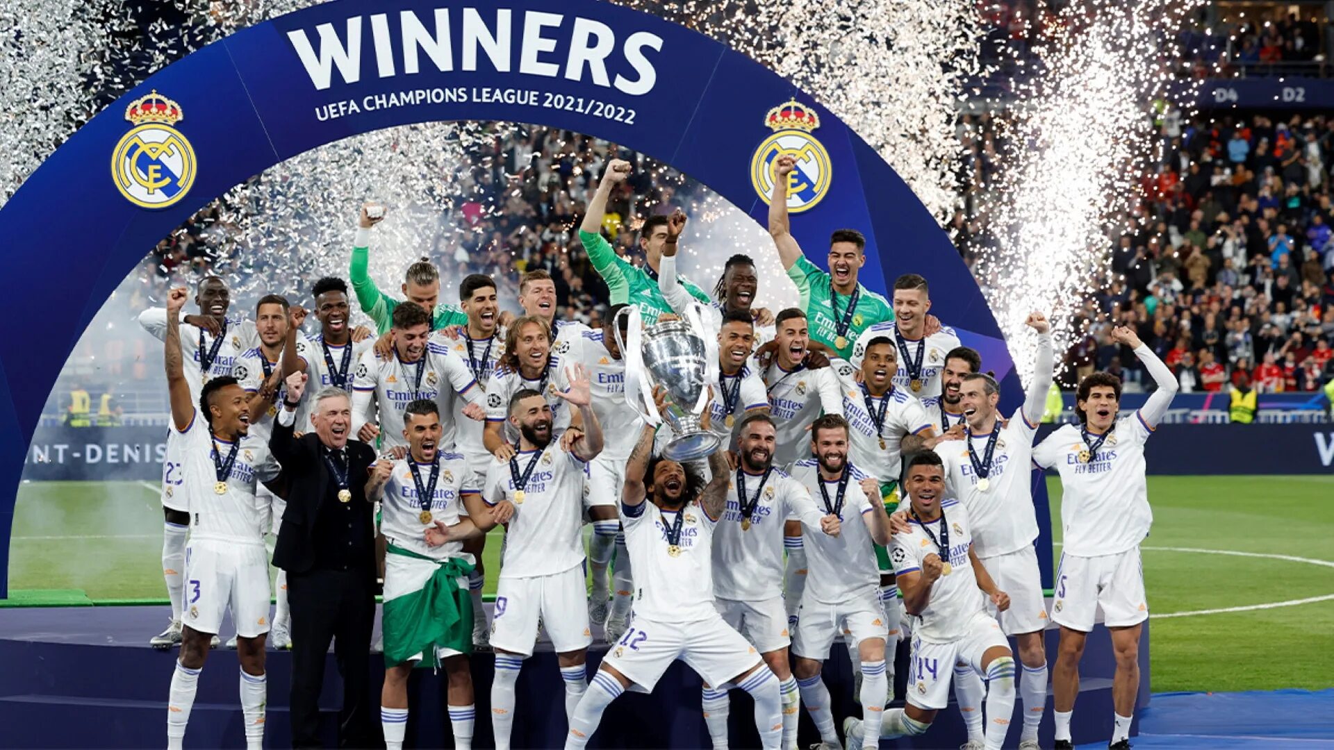 Реал Мадрид чемпион. Реал Мадрид ЛЧ 2022. Реал Мадрид победа в Лиге чемпионов 2022 фото. Реал Ливерпуль финал 2022.