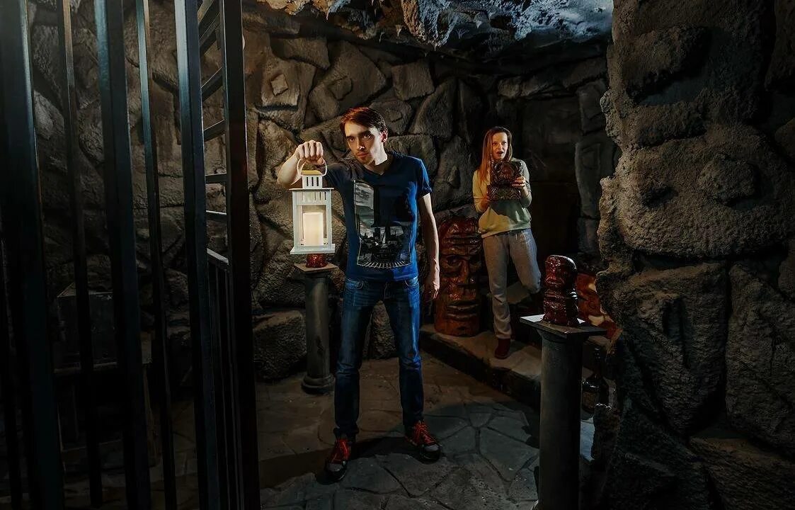 Квест в реальности. Квесты с захватывающим сюжетом. Квест битва за москву 1941. Квест сталкер клаустрофобия. Квесты в москве.