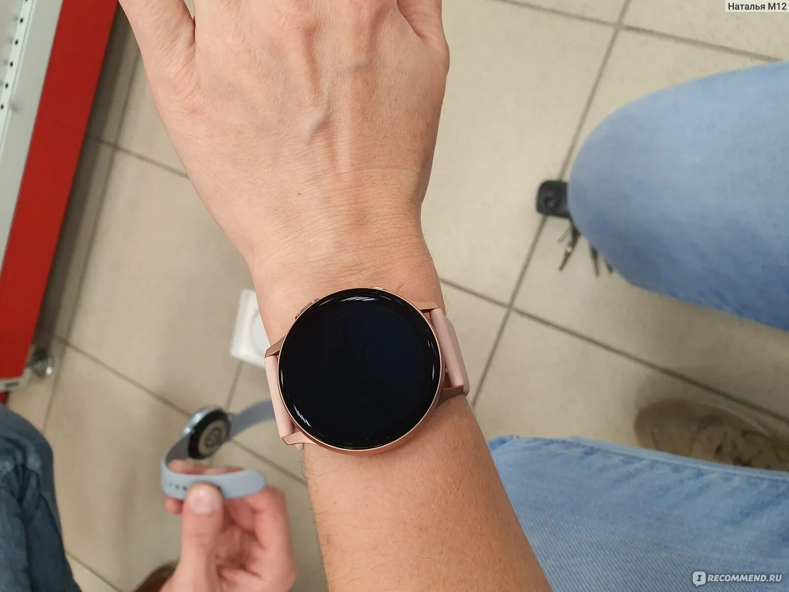 Active 2 rebooting. Samsung galaxy active 4 40. samsung galaxy watch 44 мм на руке. самсунг актив 2 44мм на женской руке. галакси вотч актив 2 на руке.