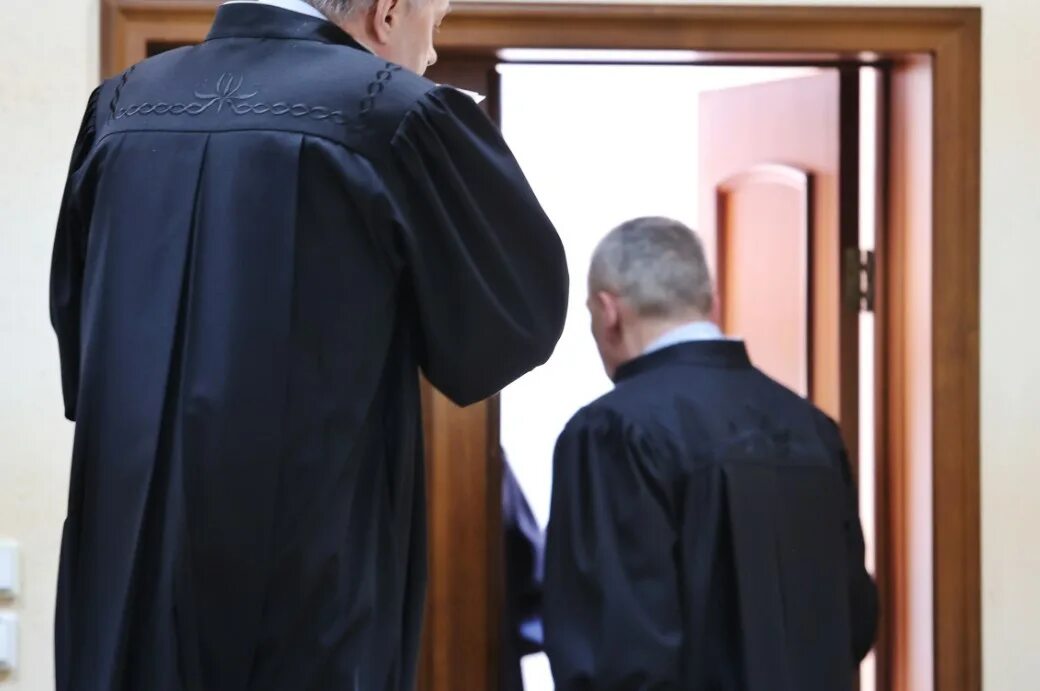 Зарплата судей в 2025 последние новости. Зарплата судей в 2025 последние новости