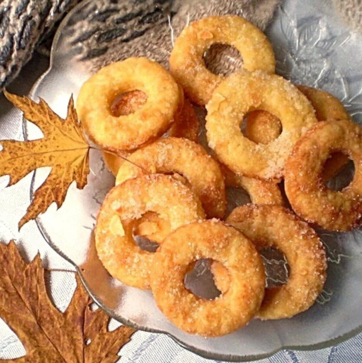 Что испечь к чаю на быструю руку. Простая выпечка к чаю. вкусная выпечка на скорую руку. стряпня к чаю. вкусная выпечка к чаю на скорую руку.