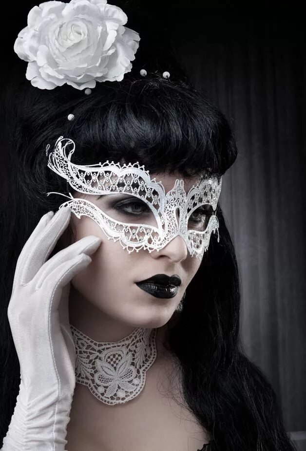 Пиковая дама арт. Пиковая дама арт фэнтези. Пиковая дама кружевное. Пиковая дама кружевное. Пиковая дама тюз калуга.