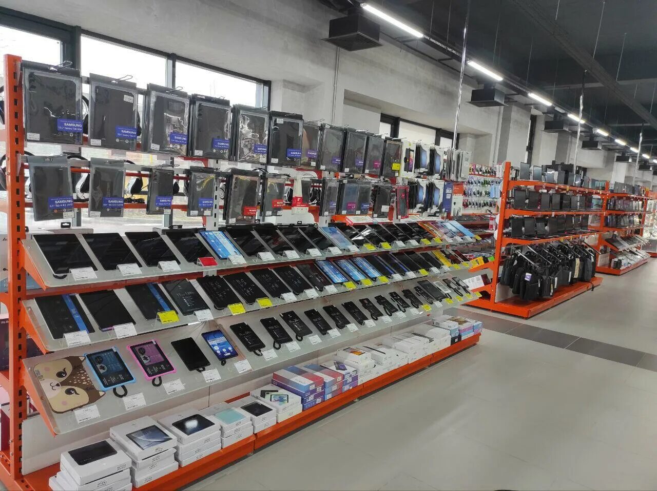 М видео. Магазин м видео пенза. Вектор пенза торговый центр мега магазин тц. Позитроника поинт. Работа пенза м видео.