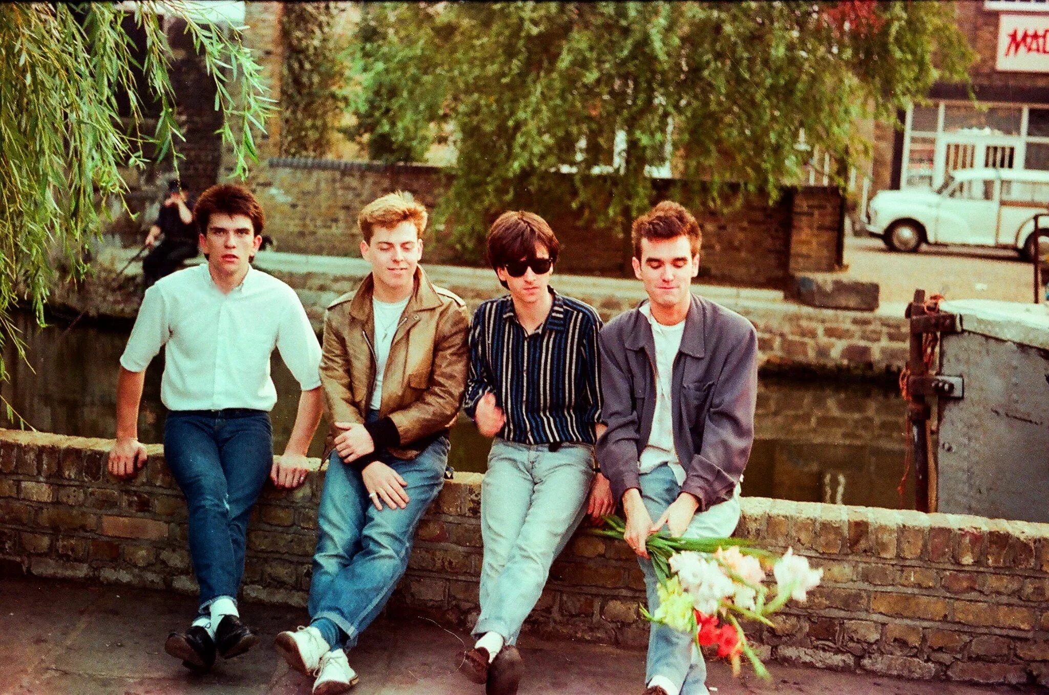 The smiths old house. The smiths жива ли группа. the smiths 2025. you&#039;ve got everything now the smiths.