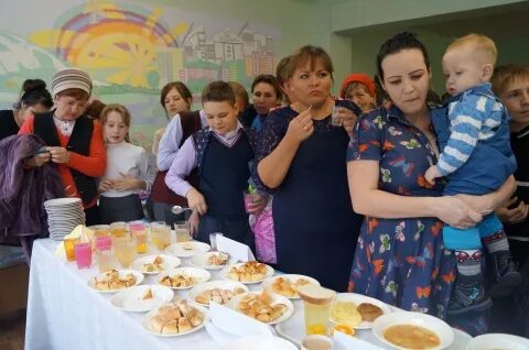 Мау здоровое питание глазов. Конкурс лучшая школьная столовая. Школьная столовая в сельской школе. Глазов еда. Столовые в глазове.