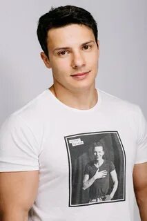 Актер участвовал