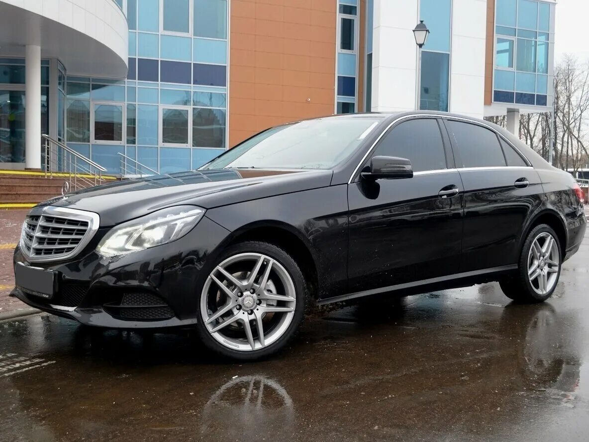 212 кузов купить. Мерседес е200 212 кузов. Мерседес е 212 кузов. Mercedes e 212 черный. Мерседес е200 w212 черный.