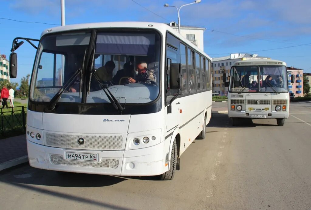 Автобус ноглики южно. Электрички южно сахалинск. Автобус ноглики южно. Автобусы на сахалине. Автобус ноглики южно.