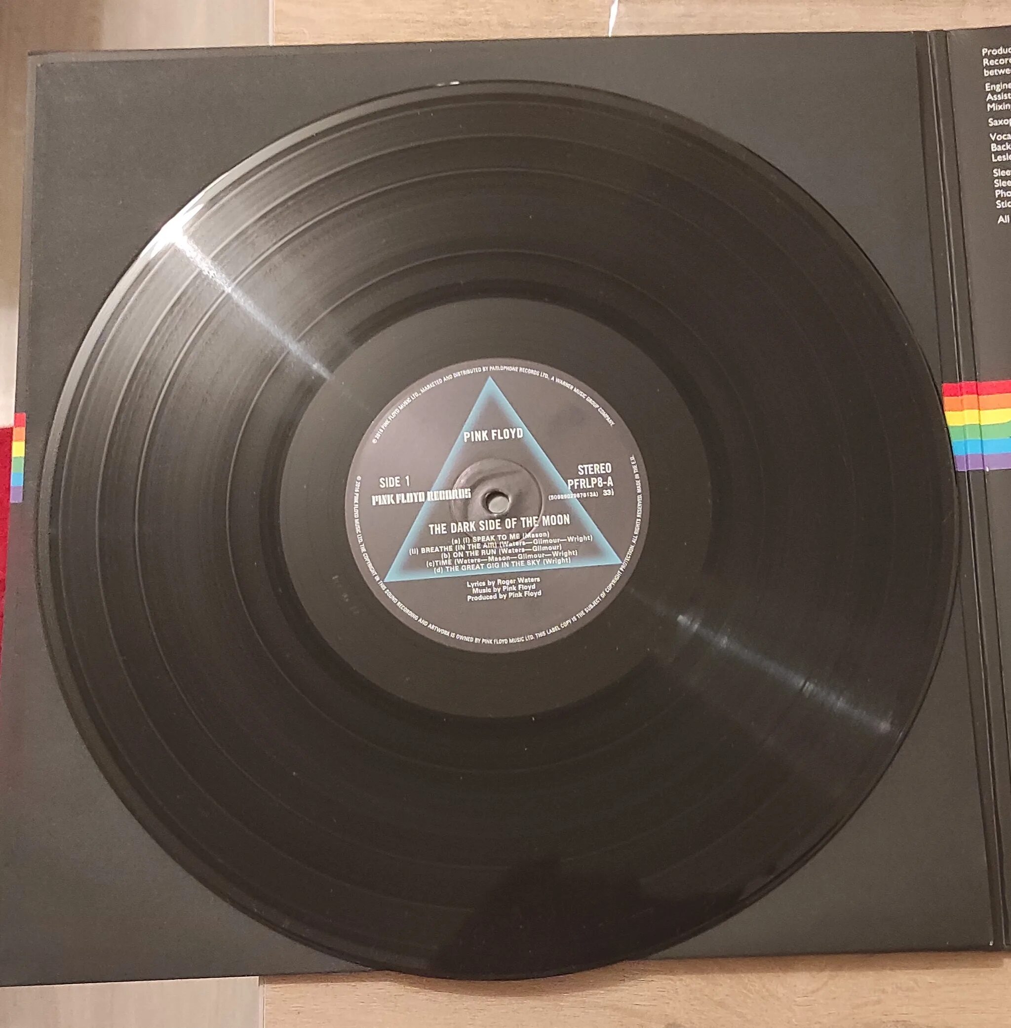 Антроп пинк флойд винил. 2 pink floyd. Pink floyd альбомы обложки пластинки. Pink floyd / delicate sound of thunder (2lp). Пинк флойд винил мелодия.