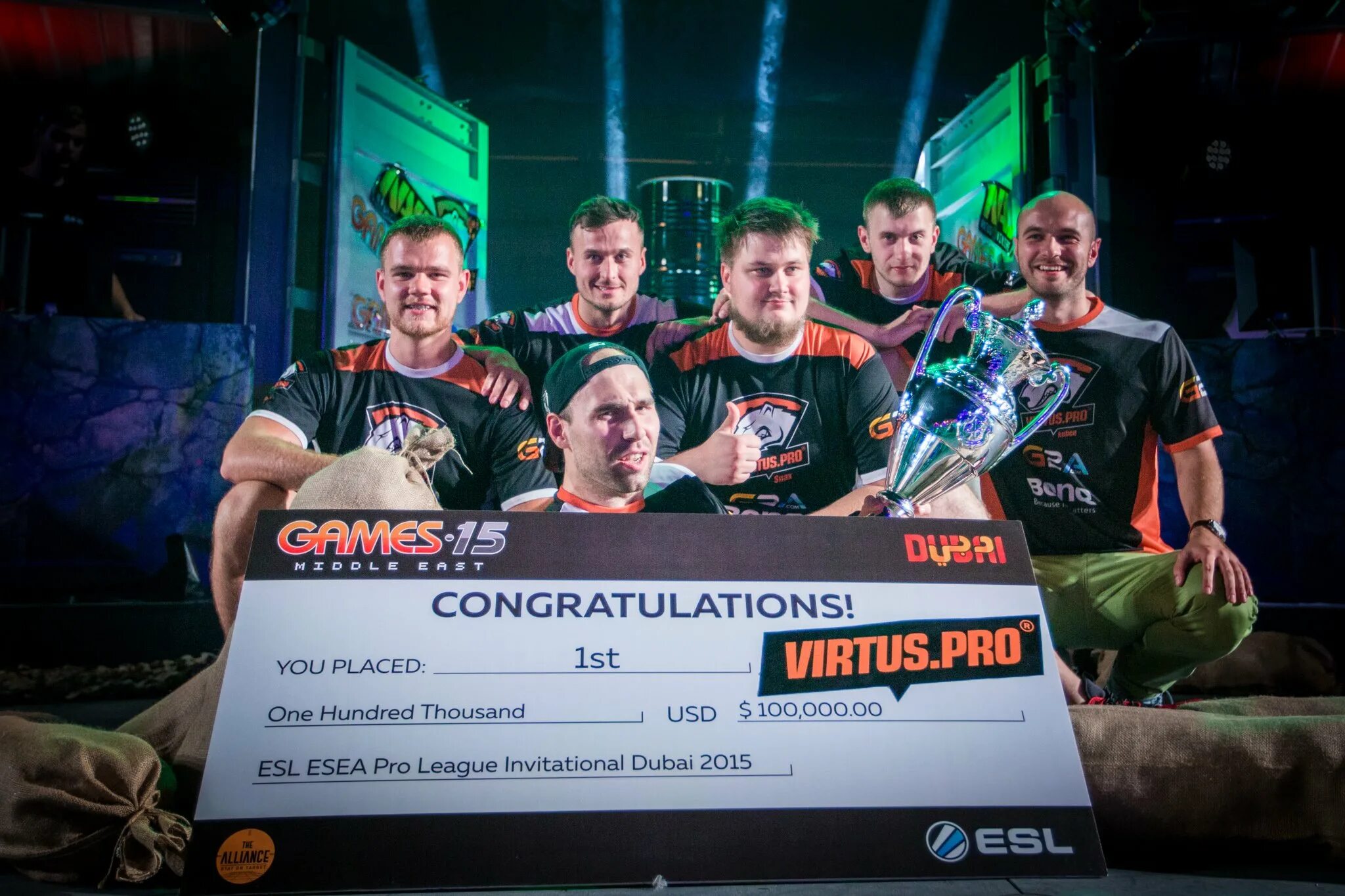 Призы в киберспорте. Максимальный призовой фонд в доте 2. Eleague cs go. Турнир с призовым фондом. Сертификат кибр спорт.