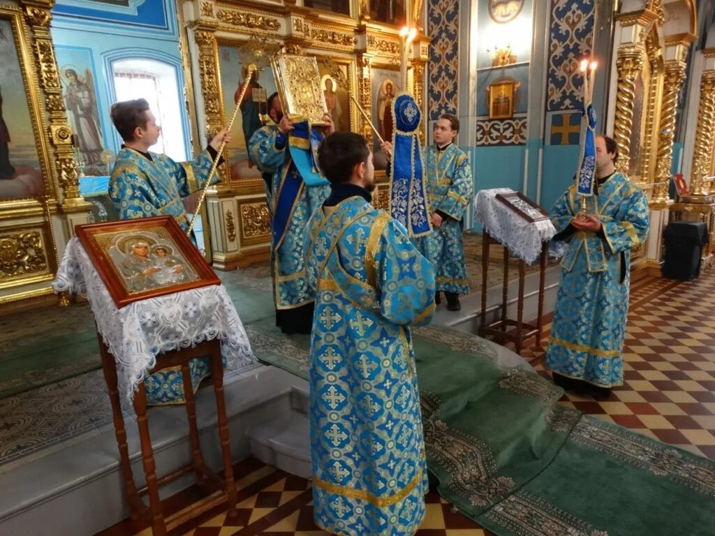 Всенощное бдение на благовещение. Сердобская епархия. С праздником Благовещения Пресвятой Богородицы. Храм Благовещения Пресвятой Богородицы. Канун Благовещения.