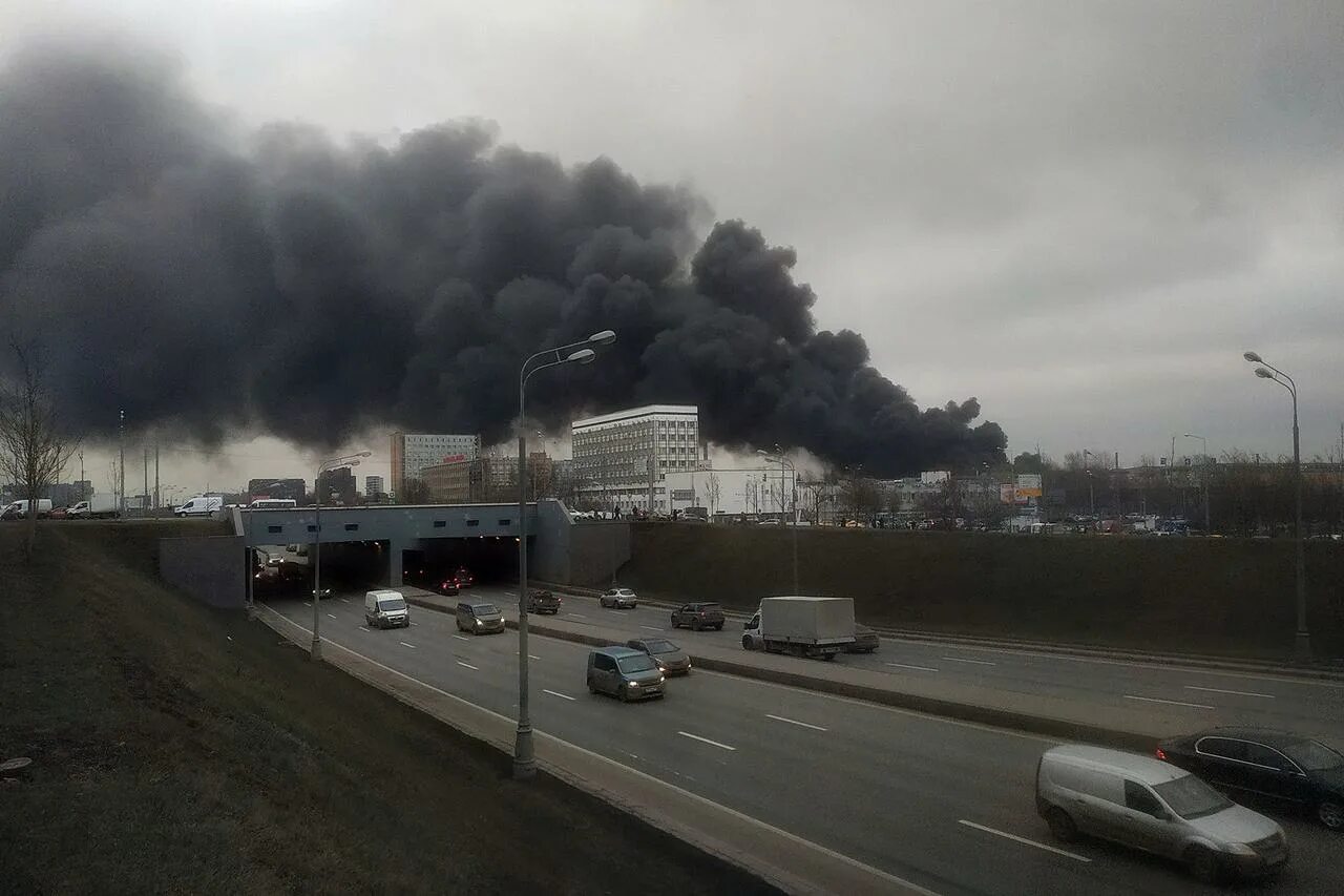 Горит в москве сейчас