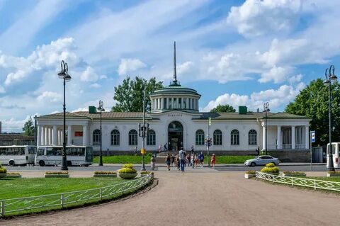 Пушкин привокзальная площадь