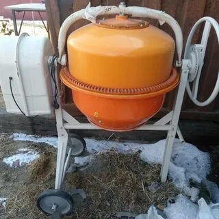 Продам бетономешалку бу