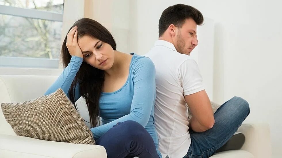 Ссора пары. Отношения налаживаются. Взаимоотношения мужчины и женщины. Наладить отношения с ребенком. Как наладить отношения с мужем.