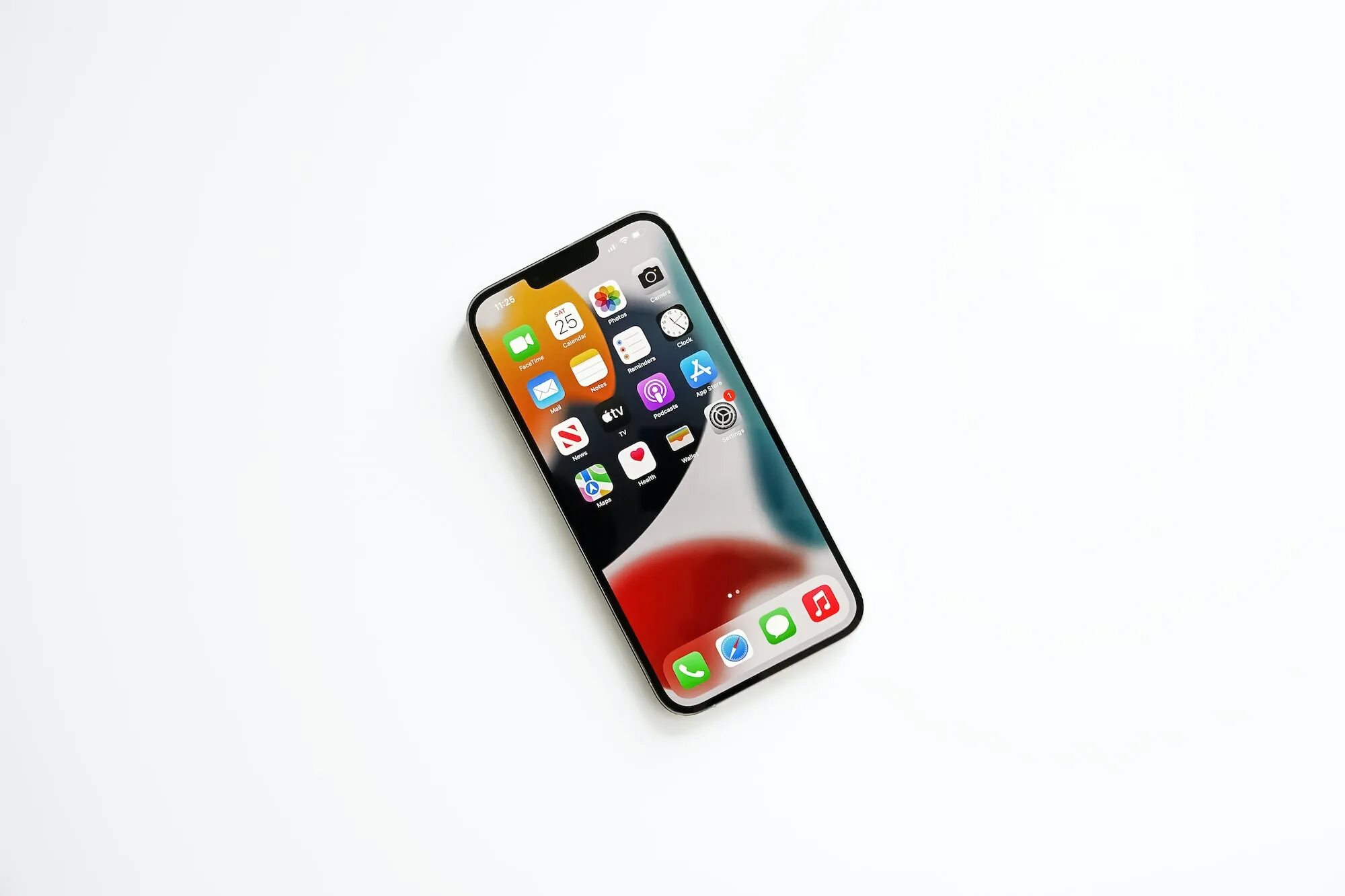 Модели iphone 13 pro. Айфон 13 на белом фоне. Рабочий стол айфон 13. Айфон 13 прозрачный. Айфон новый 14 Gyu.