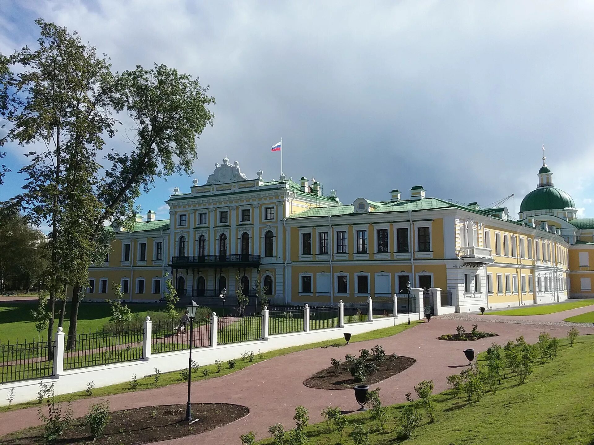 Тверской Императорский дворец украшают подсветкой (фото) Твериград