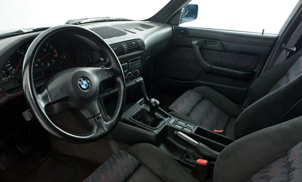 BMW Е34 INDIVIDUAL - BMW 5 series (E34), 2,5 л, 1995 года стайлинг DRIVE2