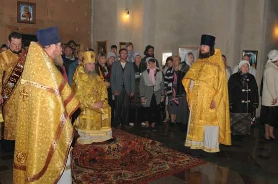 богослужения в храмах клина