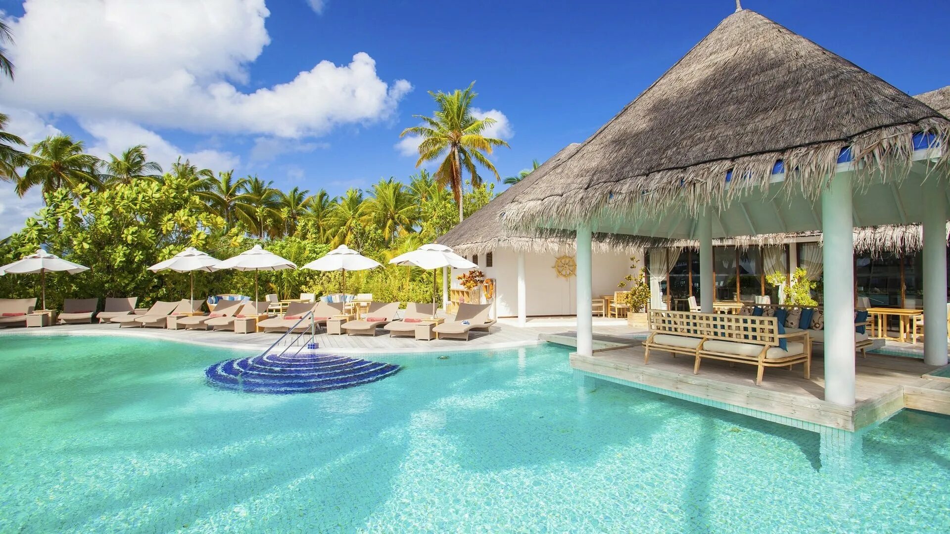 Ко чанг отель корабль. Centara grand island 5 мальдивы. Grand rotana resort spa 5. Гранд ротана шарм-эль-шейх 5. Гранд резорт энд спа.