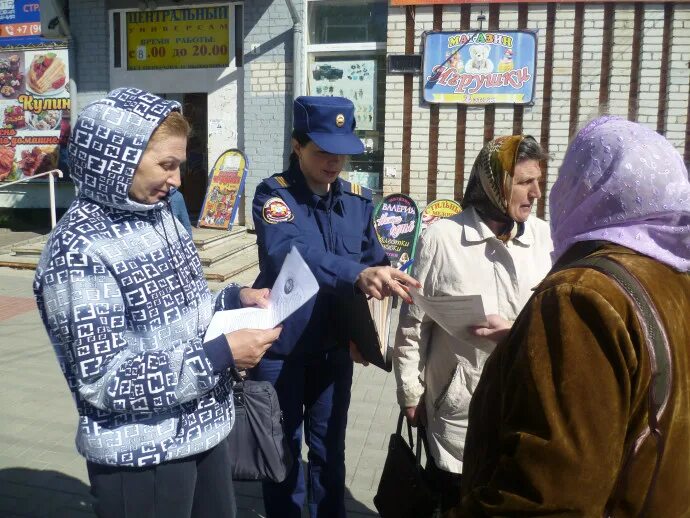 Рейд в курскую область. Пожарная часть Медвенка. Аптеки в Медвенке Курской области. Кража в Медвенке Курской области. Пожарная команда Медвенка Курской области.