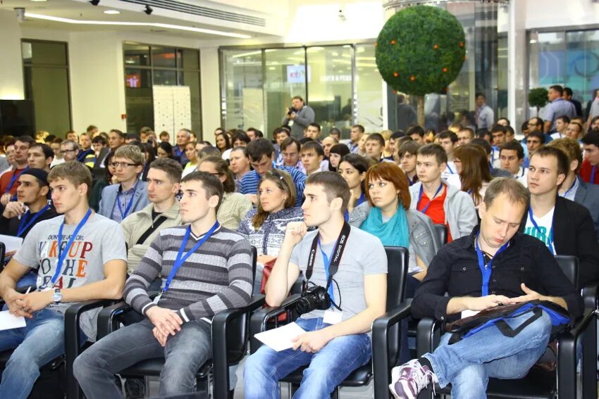 Международные конференция 2013. SEO конференция. Конференция SEO.ua. Робот Ingate amo conf.