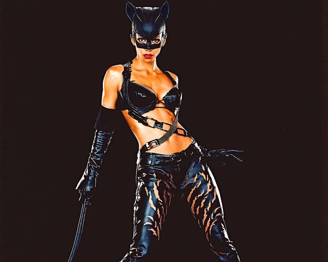 Аниме catgirl. Аниме девушки кошечки. Женщина-кошка фильм 2017. Женщина с кошкой. Включи девушка кошка.