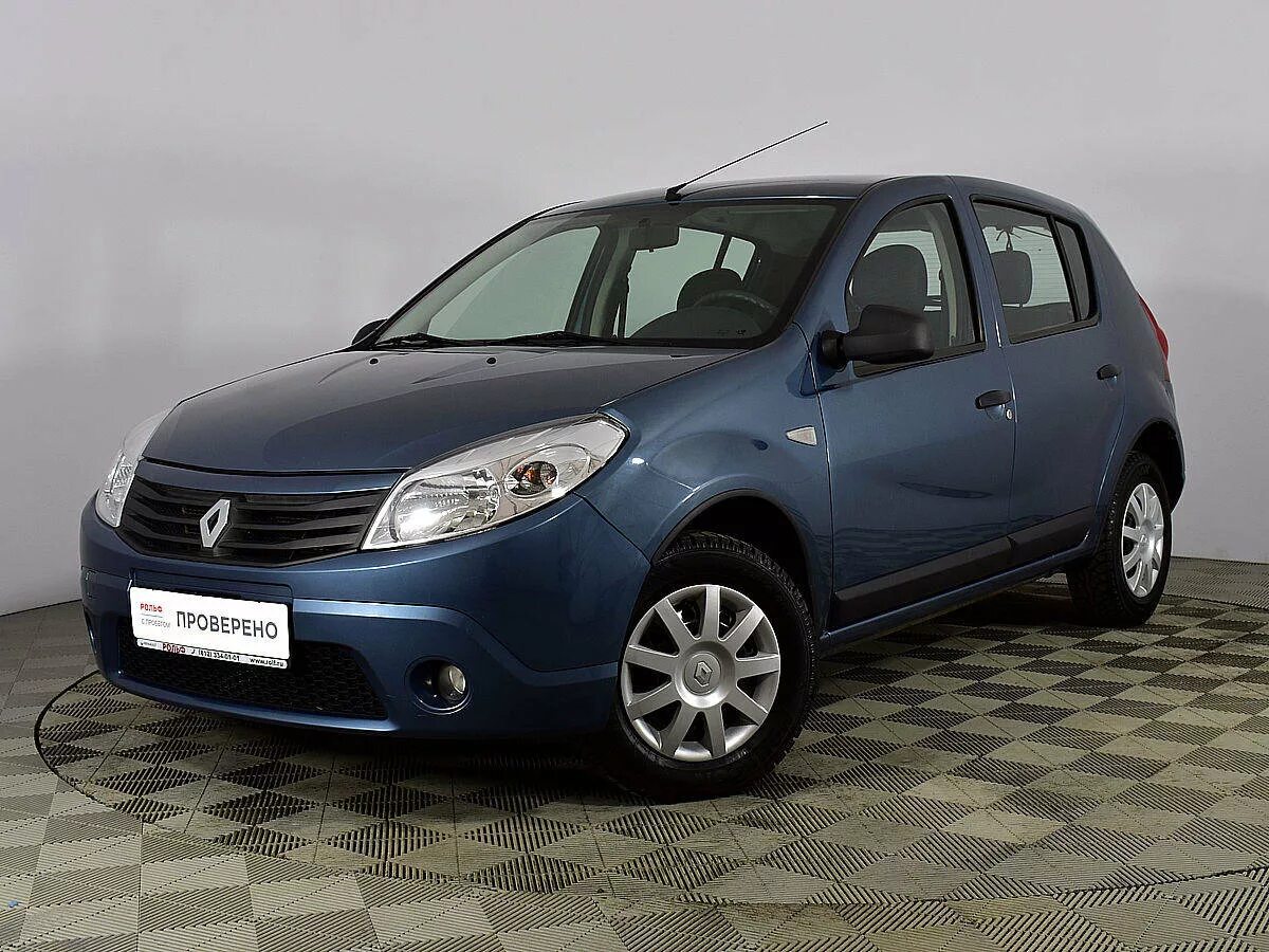 Сандеро хэтчбек. Renault Sandero 1. Рено Сандеро 1,4 2012. Renault Sandero хэтчбек. Рено Сандеро 1 поколения.