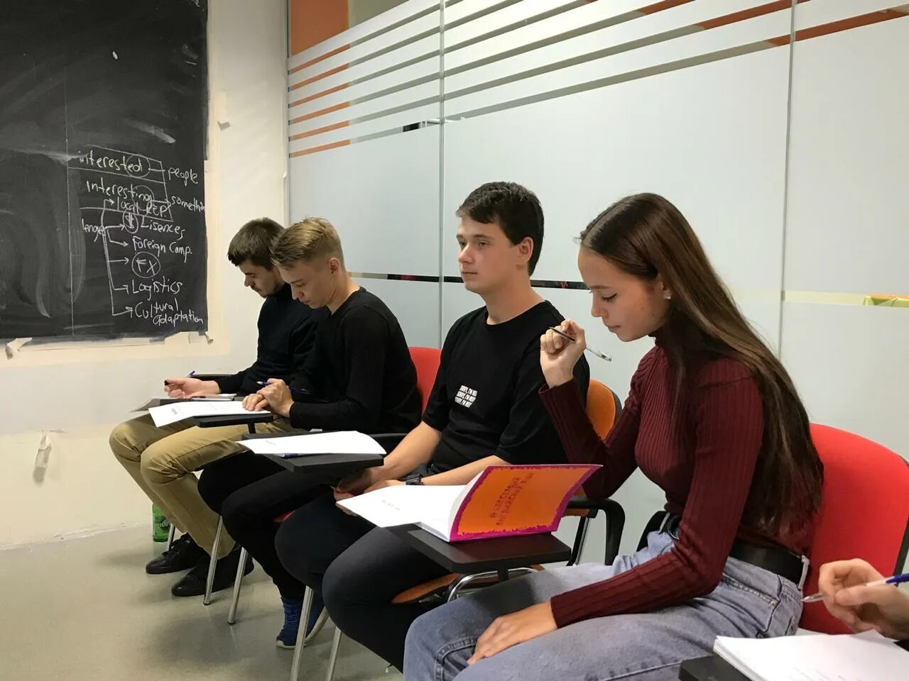 Колледж agg parnell college в новой зеландии. Презентация education in great britain. Further education college. Btec марказ. Further education in britain.