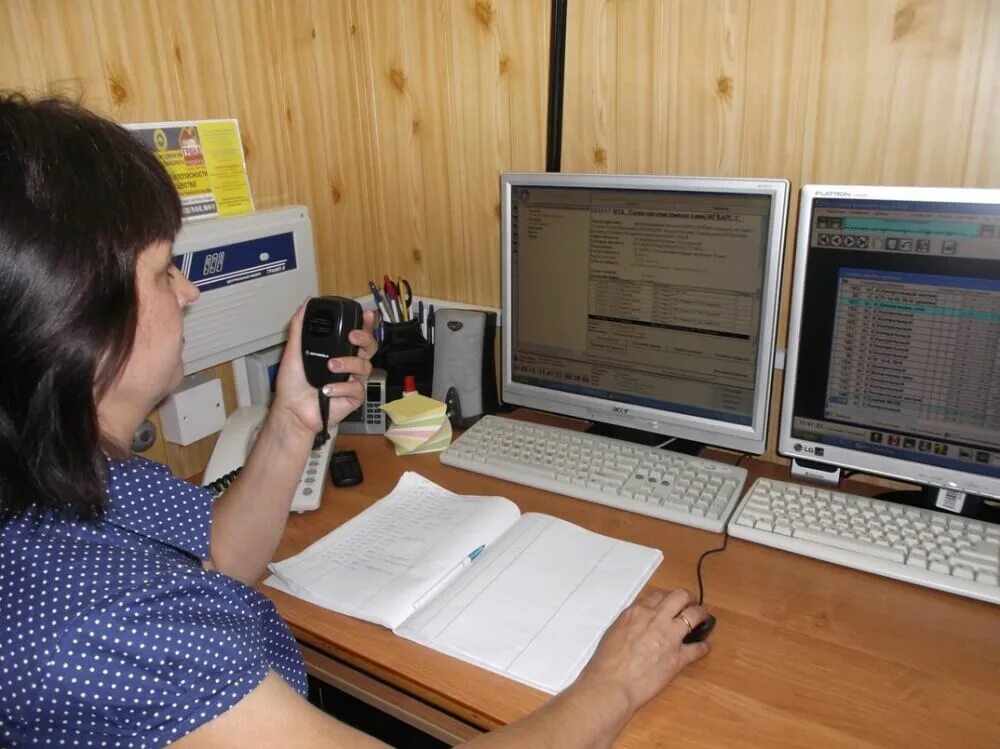 дежурный пульта управления. вакансия дежурного пульта. вакансия дежурного пульта. дежурный пульта управления. пульт централизованного наблюдения нева.