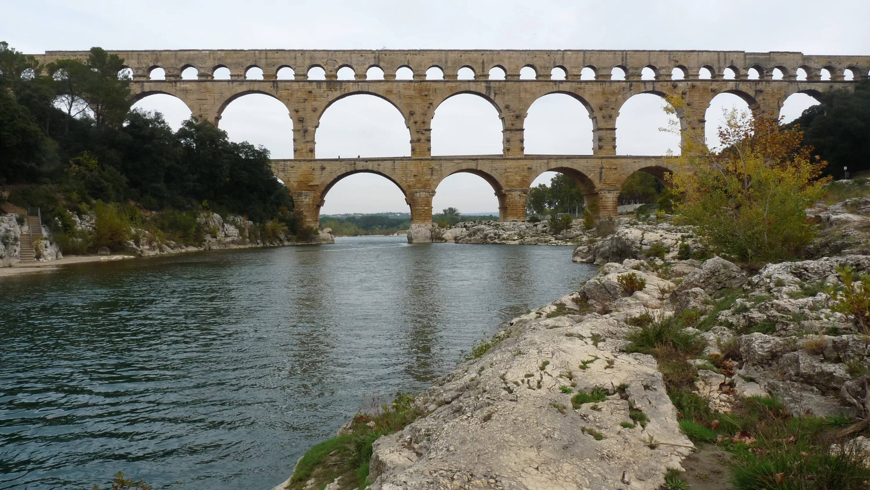 Древнейший в риме мост. Акведуки и водопроводы в Риме. Акведук Римский водопровод. Акведуки в древнем Риме. Акведук римской империи.