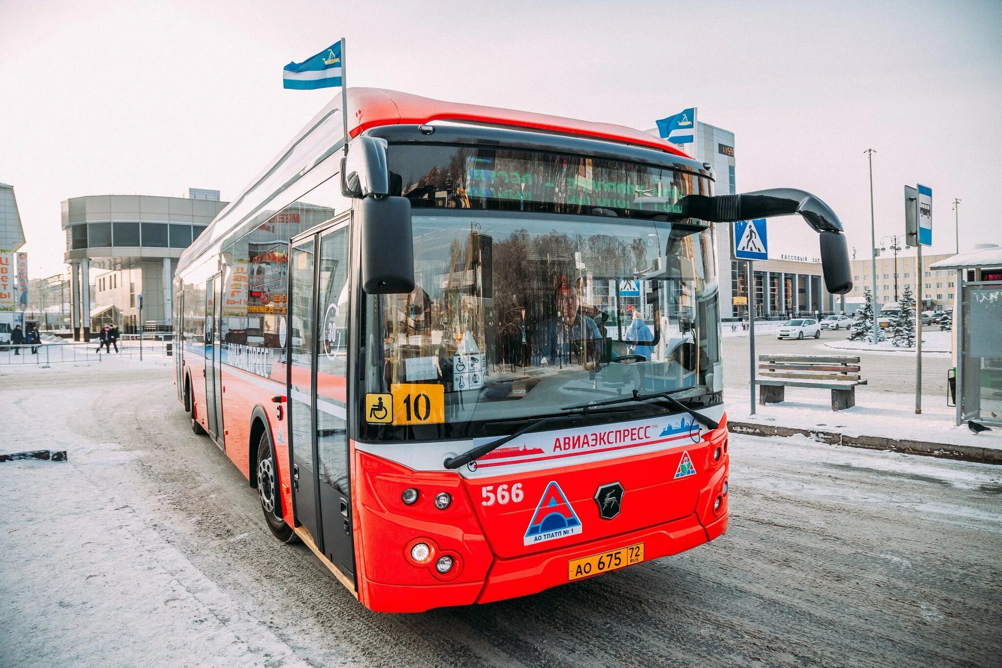 ЛИАЗ 5292 Аэроэкспресс. Электробус ЛИАЗ. Тюменский электробус. Аэроэкспресс автобус ЛИАЗ. Автобус тюмень сайт