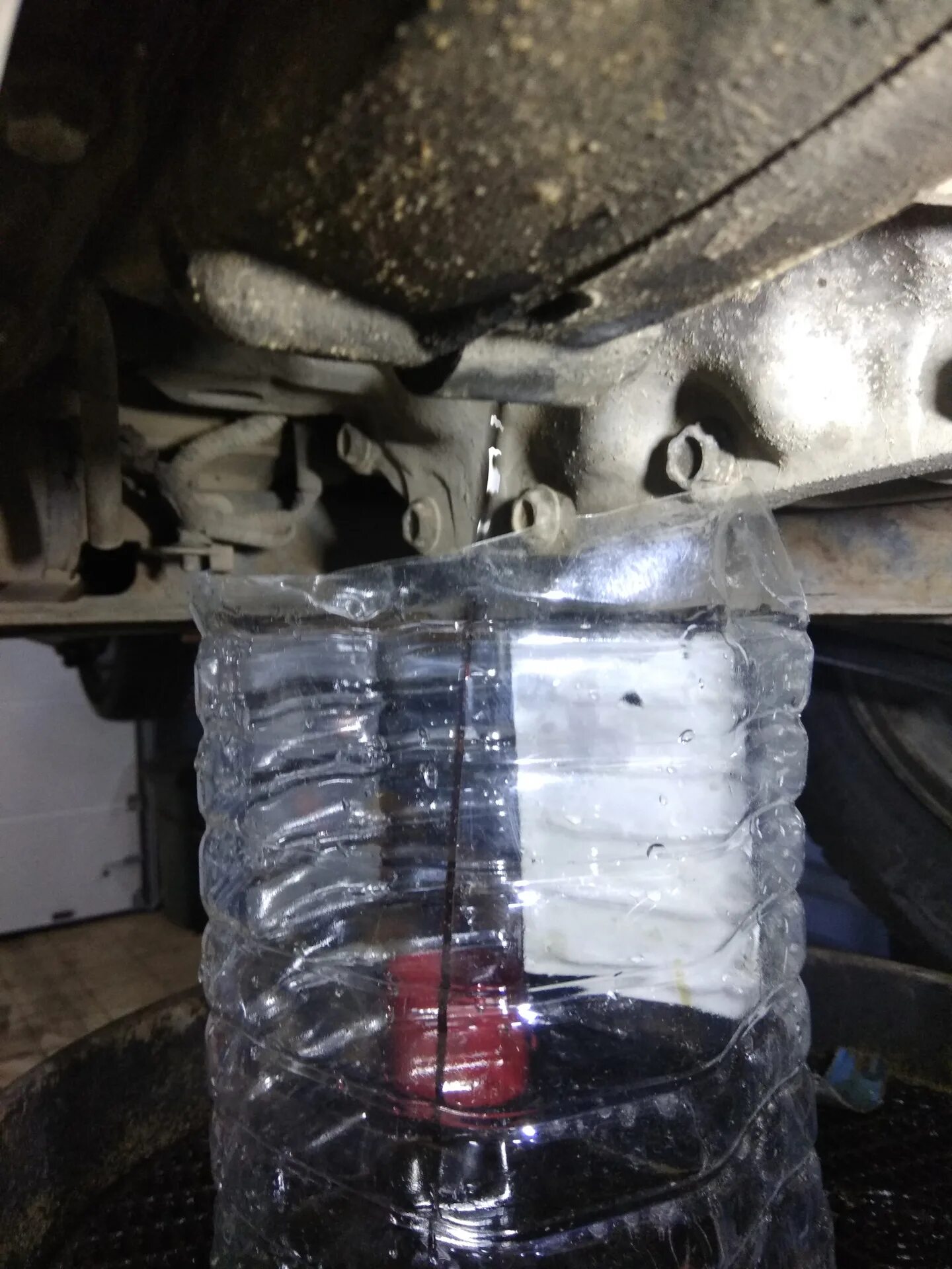 Фильтр масляный вариатор рено колеос. Рено колеос 2. Renault koleos термостат вариатора. Течь сальника вариатора рено колеос. 5.