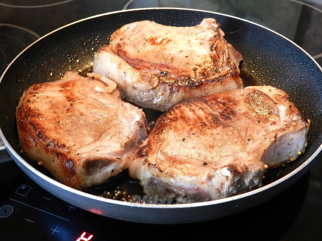 Жареное мясо. Мяса шаринное. Приготовить вкусное жареное мясо. Приготовить вкусное жареное мясо. Блюда из жареного мяса.