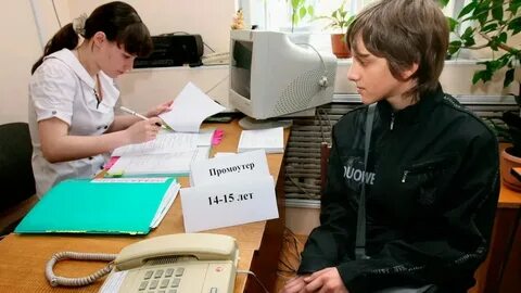 Куда пойти работать женщине в спб