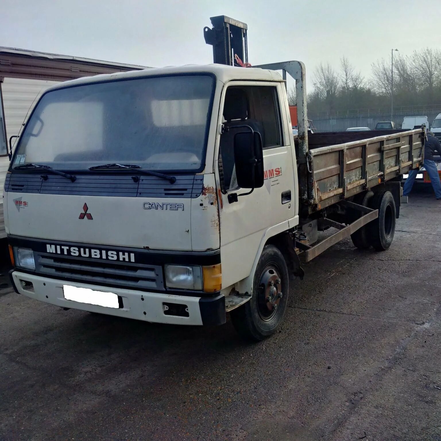 Грузовик митсубиси кантер. Mitsubishi Canter fe331e. Mitsubishi Canter fe441. Митсубиси Кантер fe437. Митсубиси Кантер fe447f.