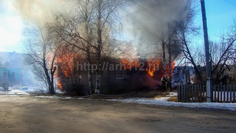 Березник архангельская область погода 10 дней. Поселок Двинской Березник Архангельской области. Пожар в Березнике Виноградовский район. Двинской Березник школа. Двинской сектор.