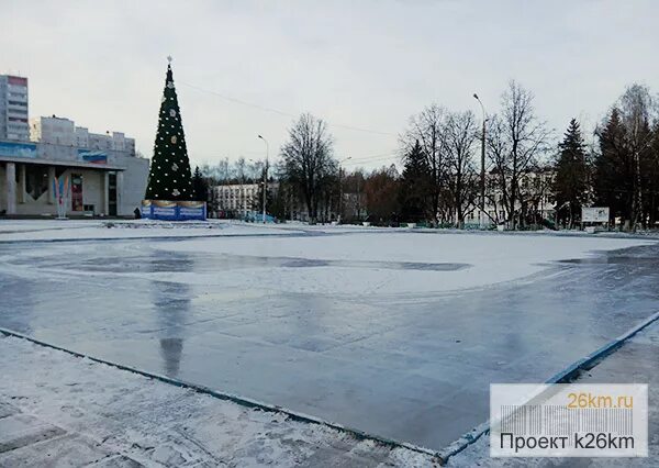 Каток дорожками. Каток в Московском микрорайоне 3. Каток город Московский. Центр спорта Московский каток. Каток дорожкой.